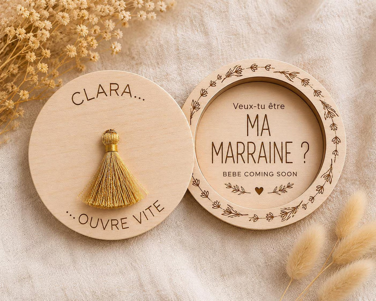 Plaque surprise personnalisée “Veux-tu être ma marraine ?” en bois gravé
