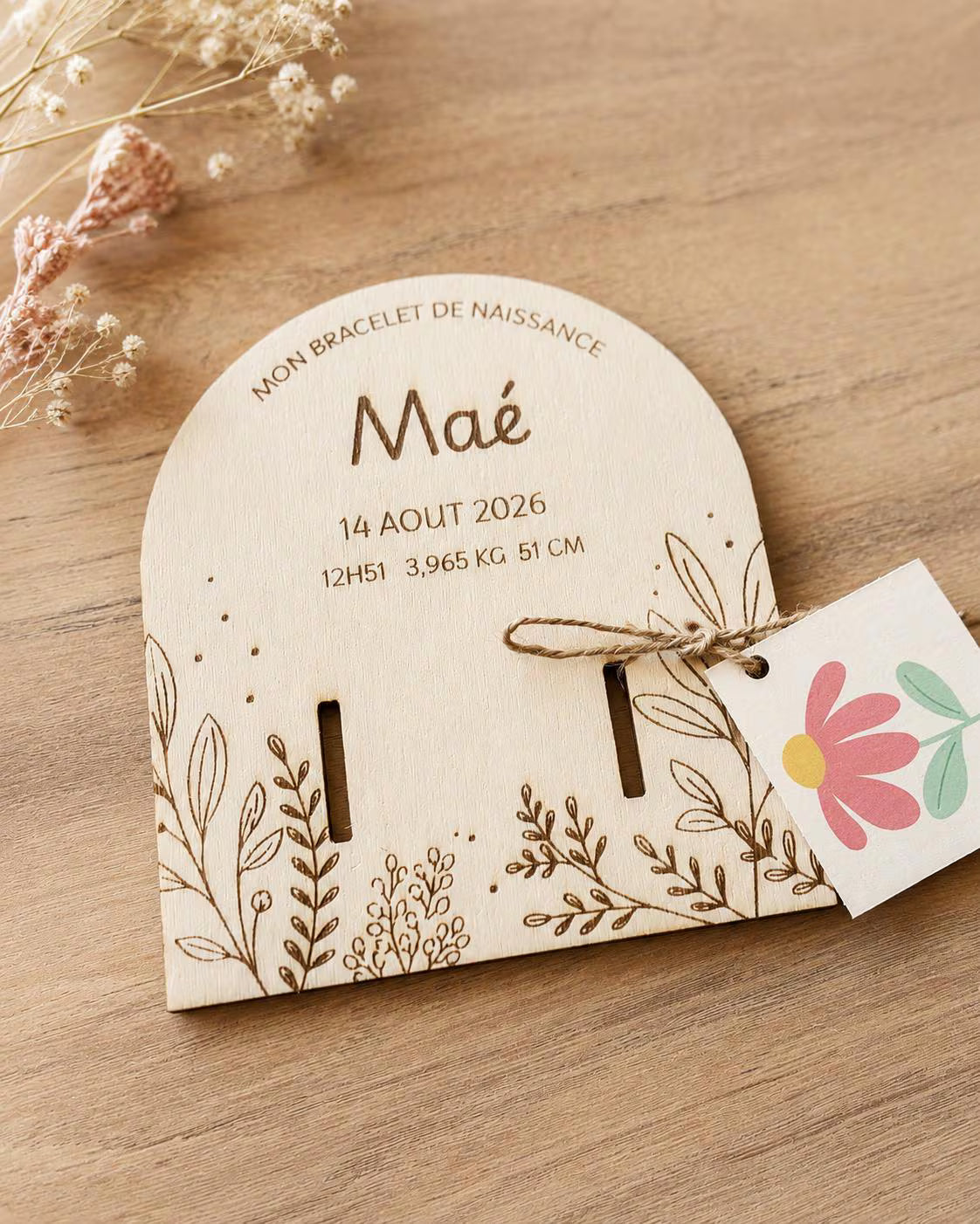 Support bracelet de naissance personnalisé en bois –  gravé