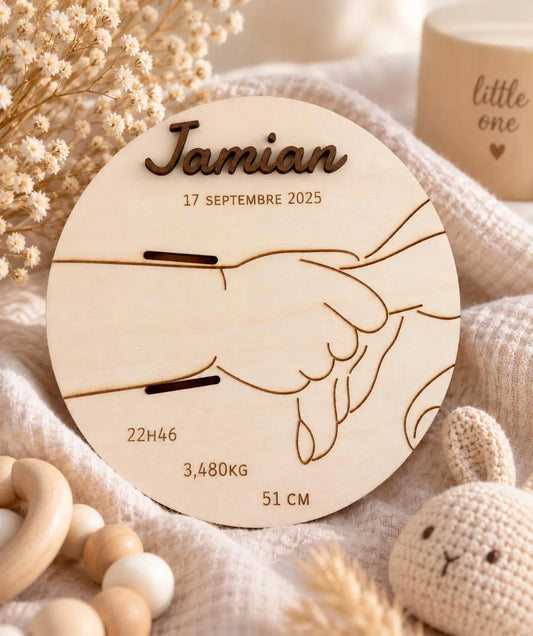 Plaque de naissance personnalisée en bois – Prénom en relief